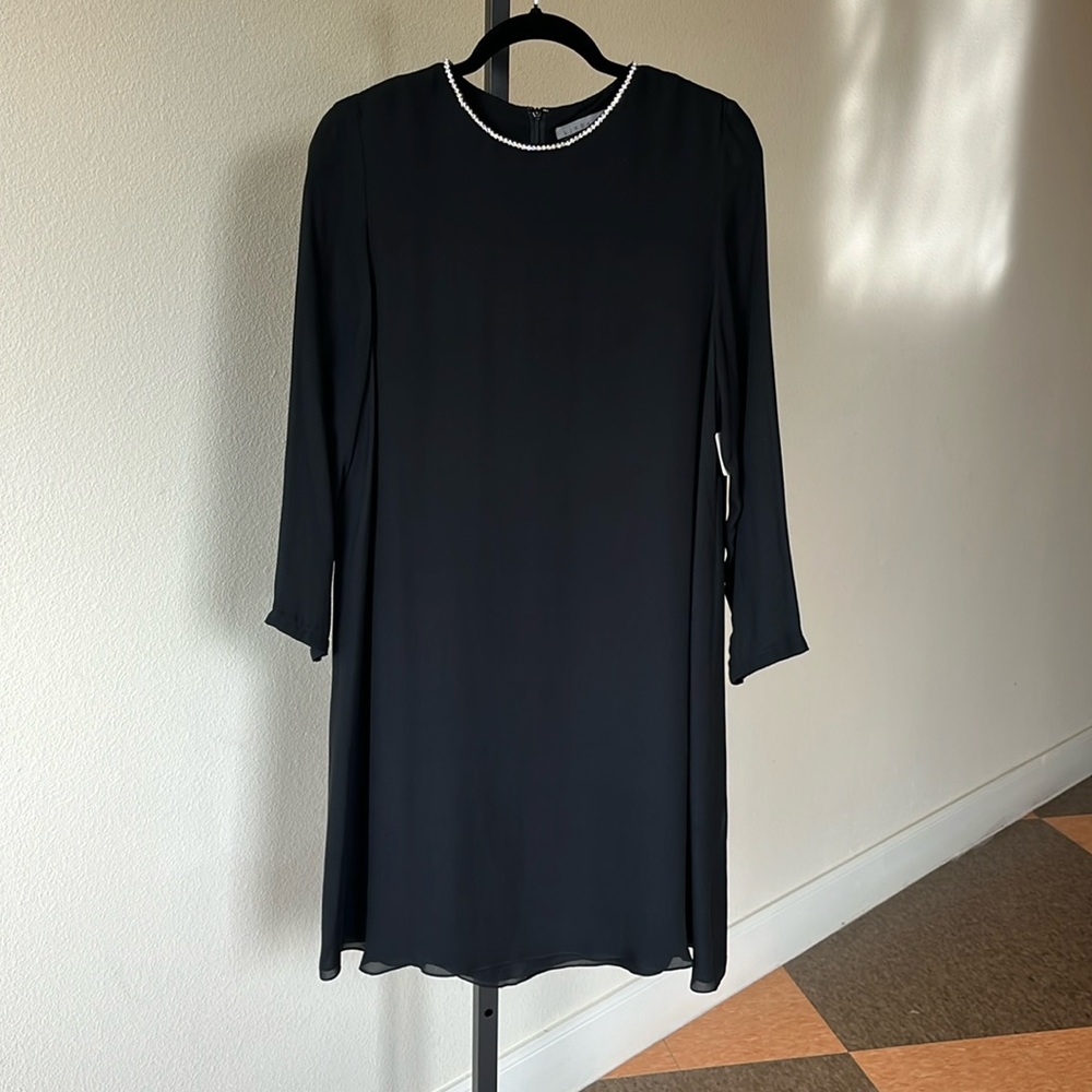 Linda Allard Ellen Tracy Black Silk A-Line Silhouette. Preloved